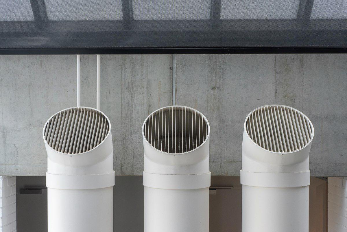Ventilation et qualité de l'air dans une maison isolée en paille